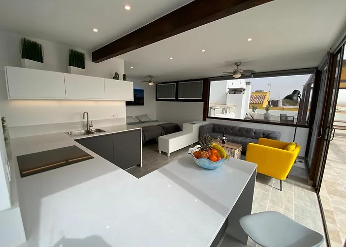 Penthouse Meerblick Apartmán *